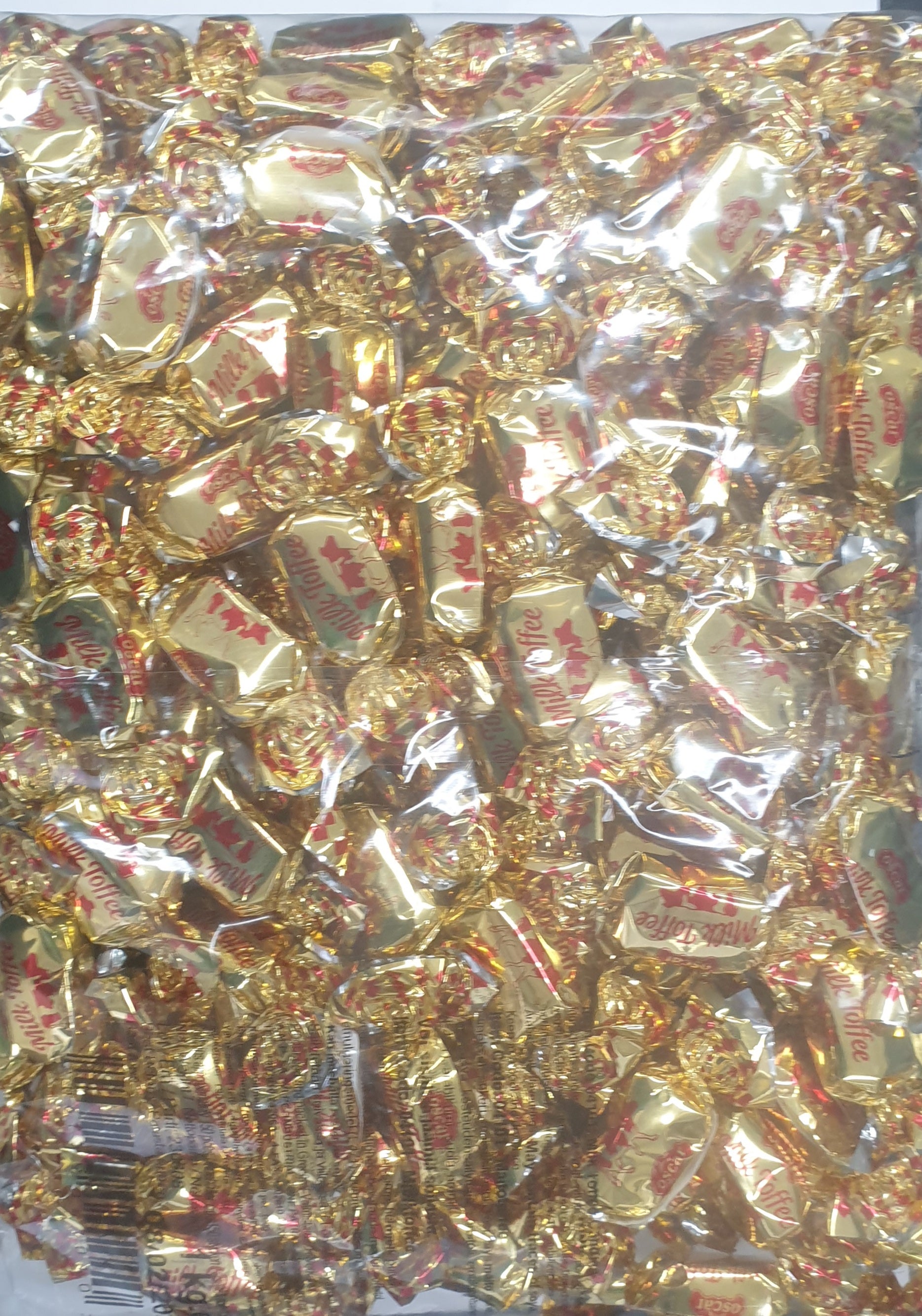 Oscar Bonbons yksittäin pakattuja maito caramel makeisia 8 * 1 kg pussi